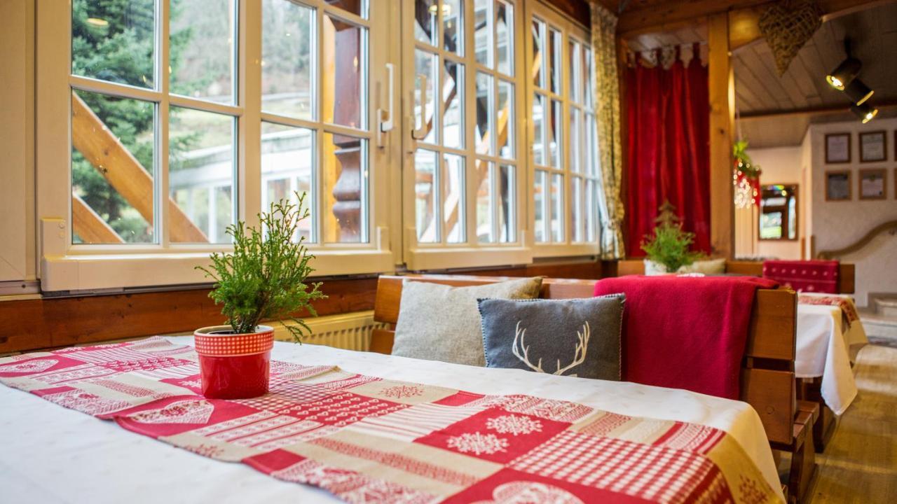 Unterreichenbach Landhotel Untere Kapfenhardter Muehle מראה חיצוני תמונה