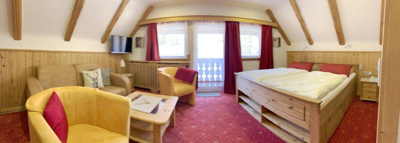 Unterreichenbach Landhotel Untere Kapfenhardter Muehle מראה חיצוני תמונה
