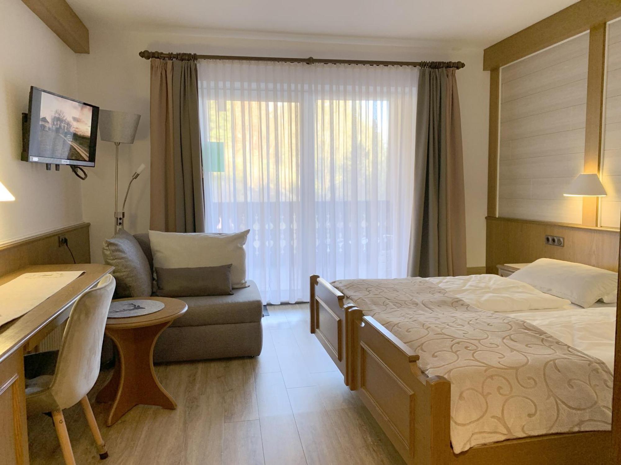 Unterreichenbach Landhotel Untere Kapfenhardter Muehle מראה חיצוני תמונה