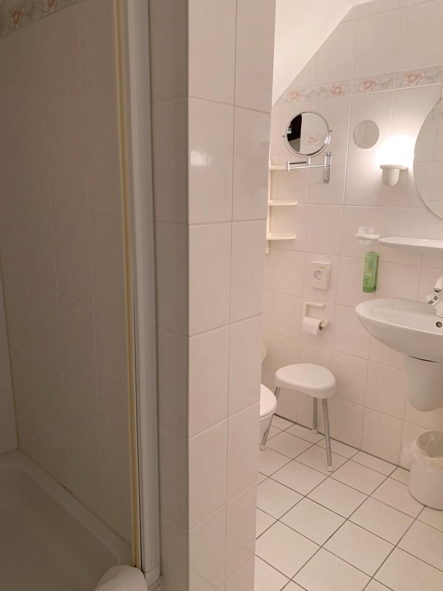 Unterreichenbach Landhotel Untere Kapfenhardter Muehle מראה חיצוני תמונה