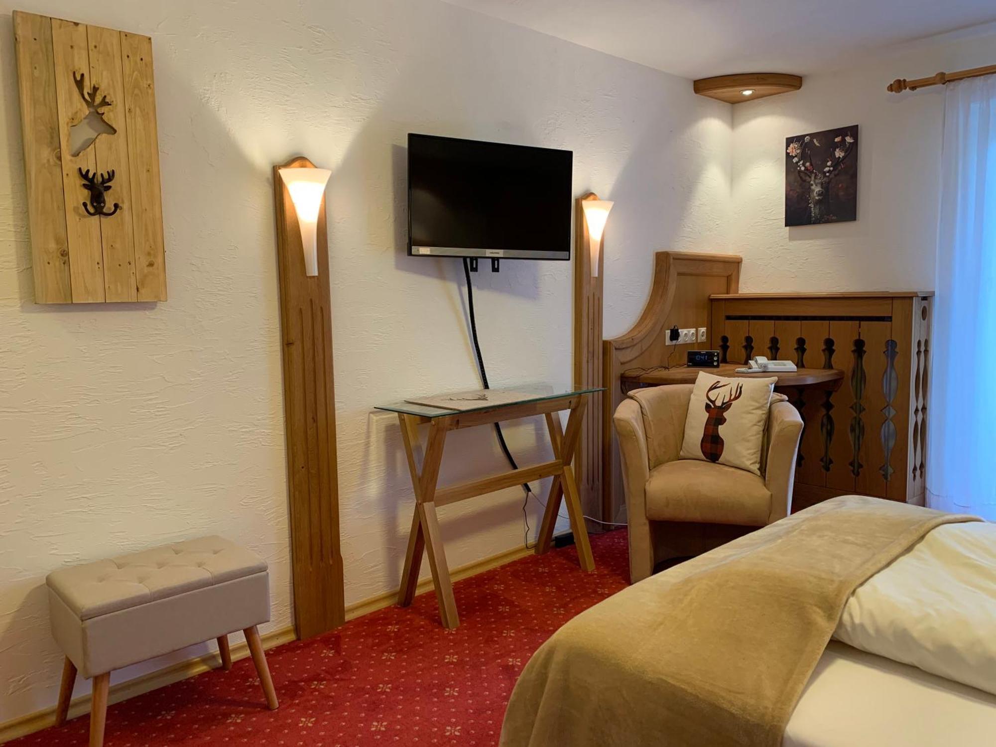 Unterreichenbach Landhotel Untere Kapfenhardter Muehle מראה חיצוני תמונה